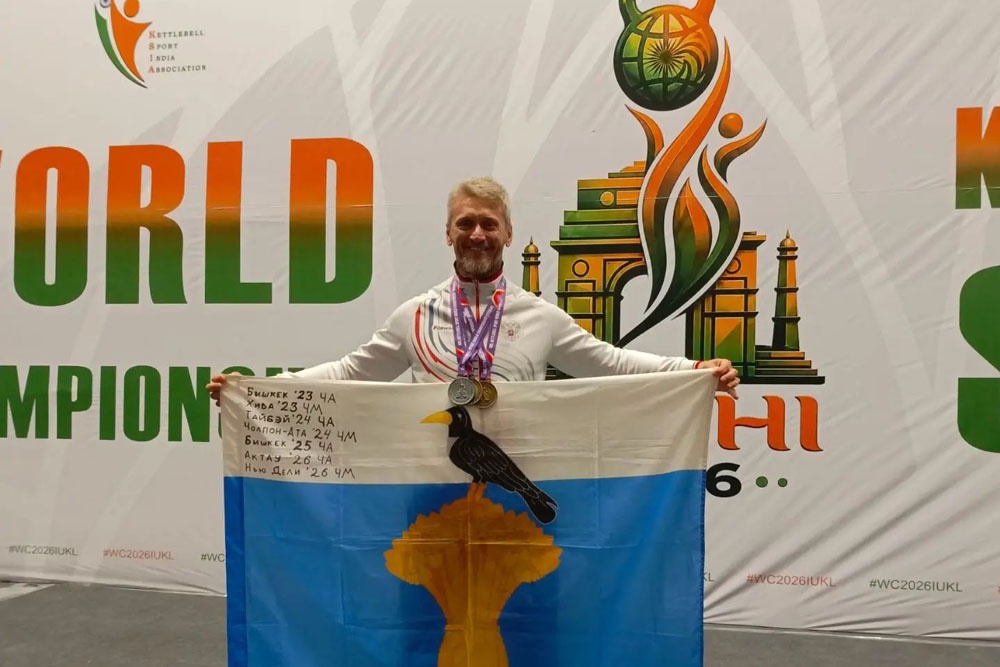 Священник из Оренбуржья победил на Чемпионате мира по гиревому спорту в Нью-Дели
