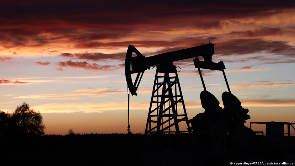 С 2022 года Россия продала в ЕС нефть и газ на 286 млрд евро, заявил вице-премьер РФ Александр Новак