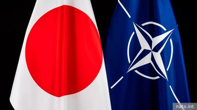 В мире: Япония тянет НАТО на Дальний Восток